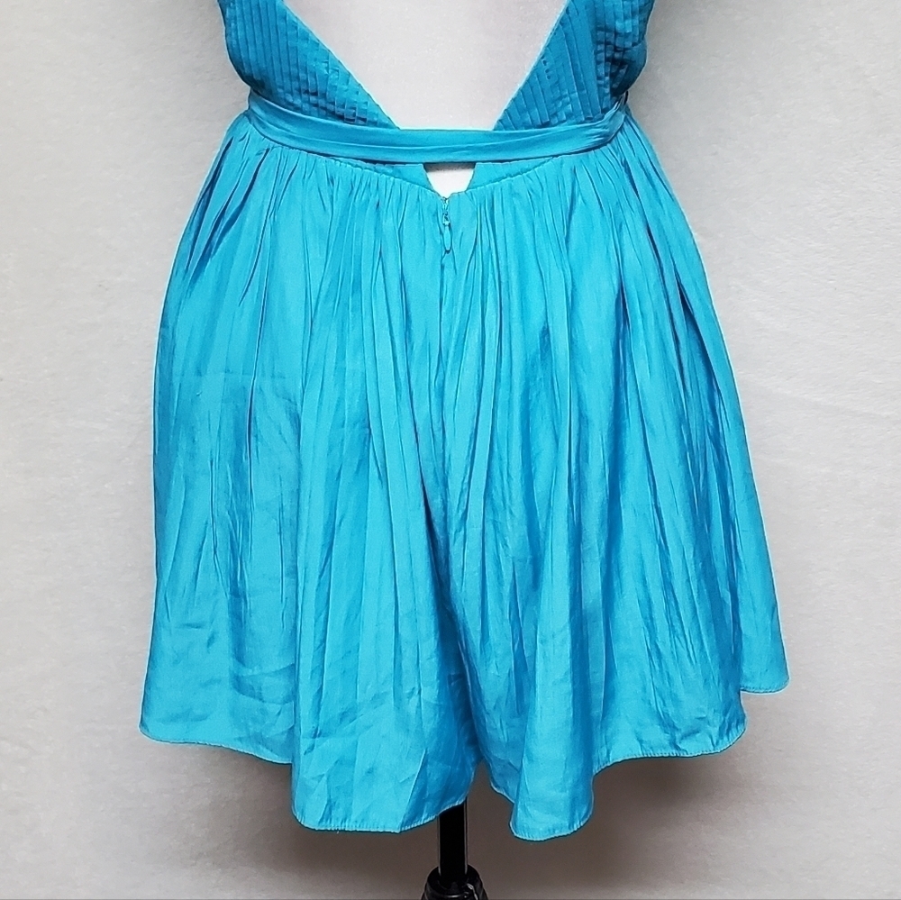 DO+BE Aqua Blue Pleated Deep V-neck Racerback Backless Tie-Waist Wide Leg Romper - Picture 13 of 15